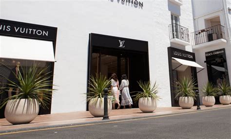 Luxury brands continue to bet on Marbella's Puerto 